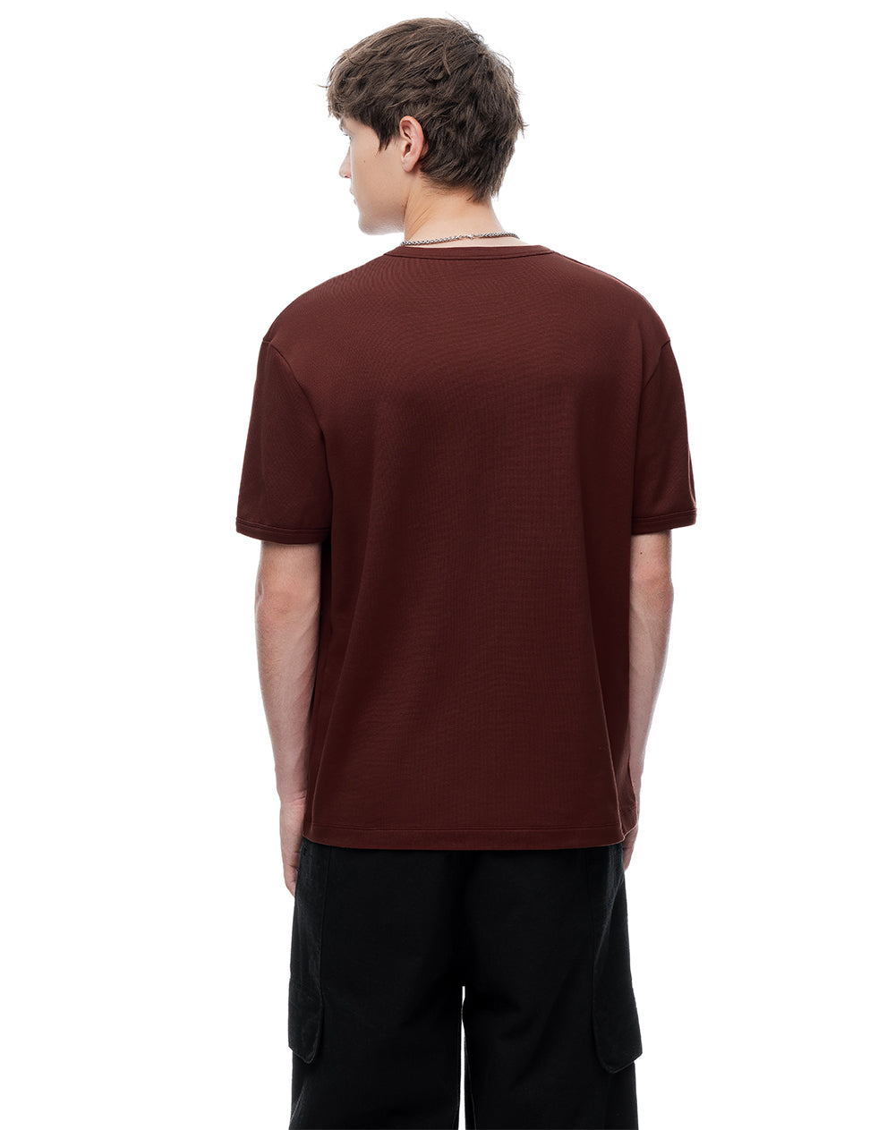 Camiseta regular fit manga corta vinotinto