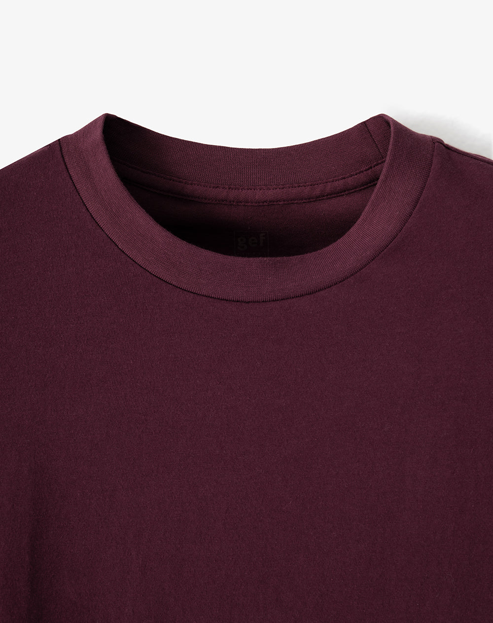 Camiseta regular manga corta vinotinto hombre