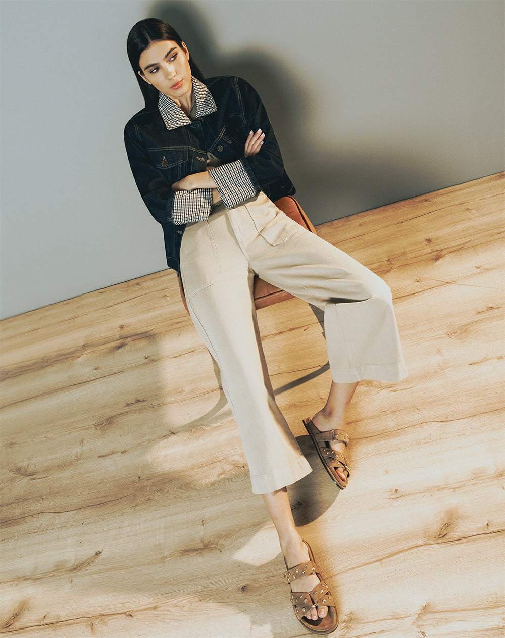 Jean culotte tiro medio caqui mujer