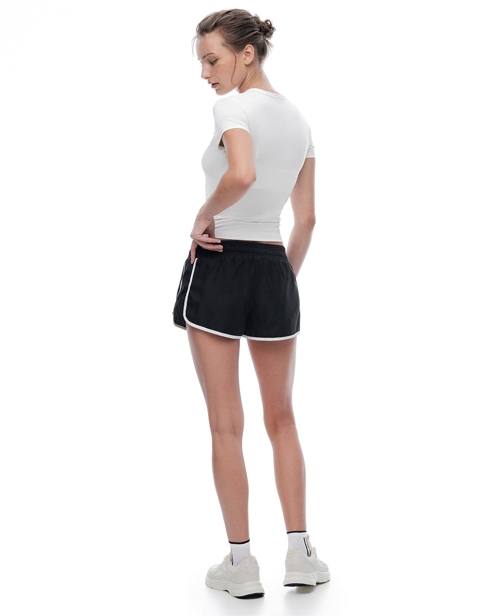 Set deportivo camiseta + short mujer