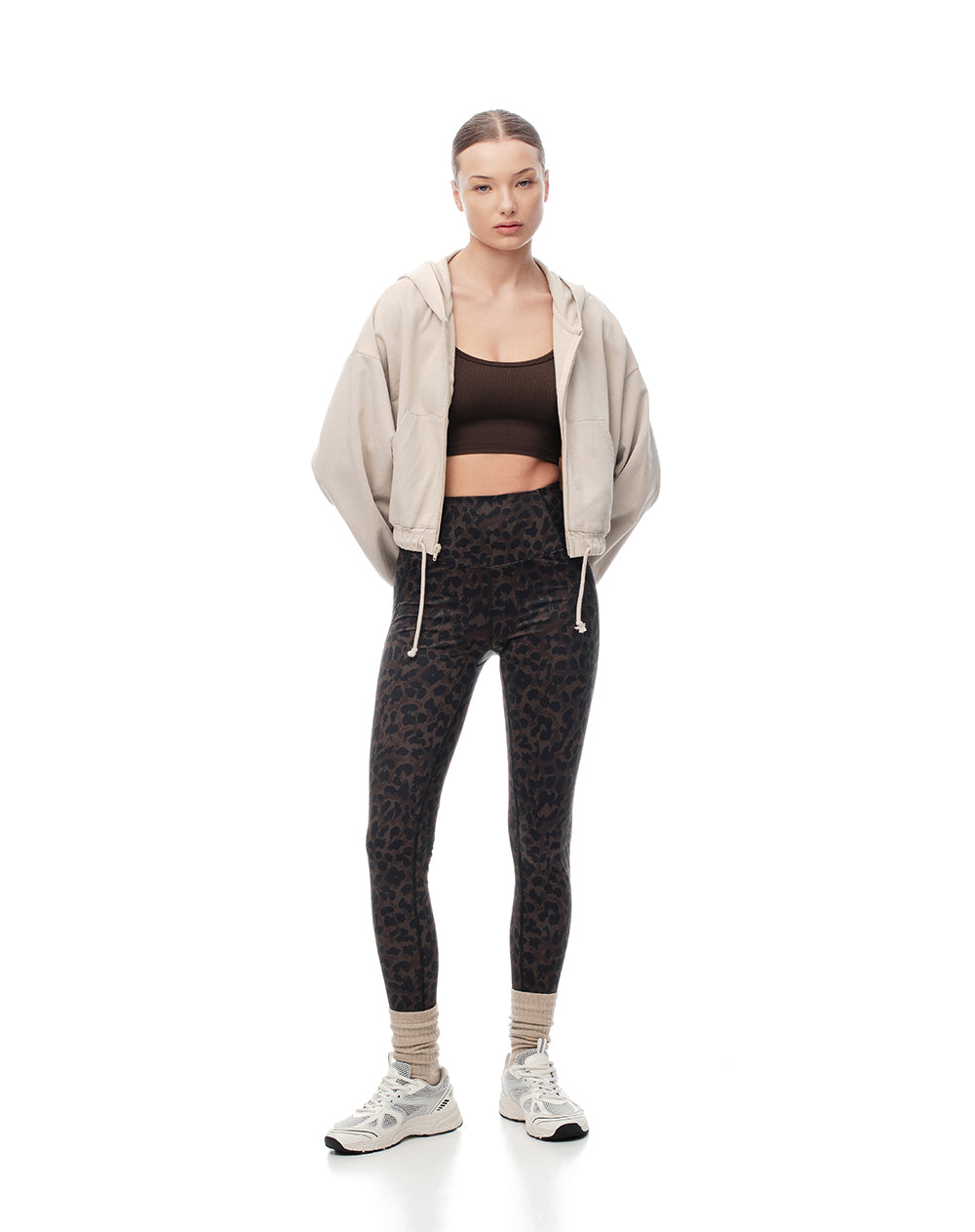 Top deportivo soporte medio seamless chocolate mujer