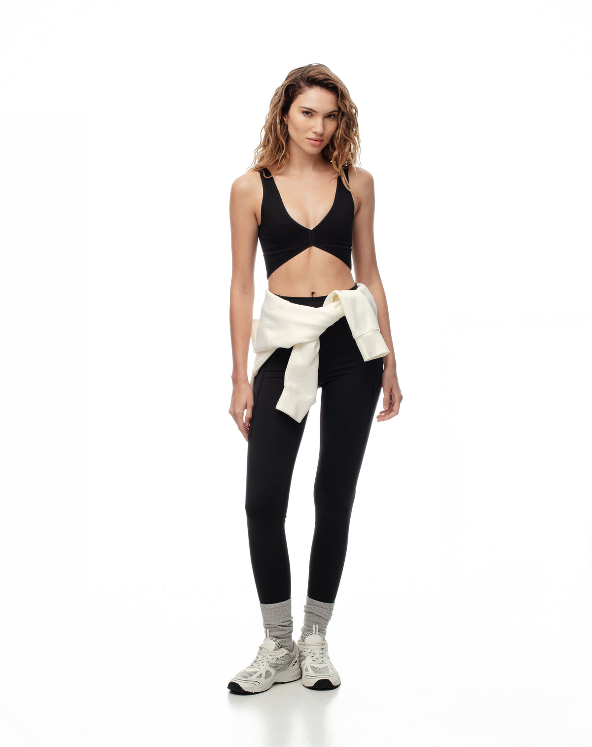 Top deportivo soporte medio seamless uso 2 1 negro mujer