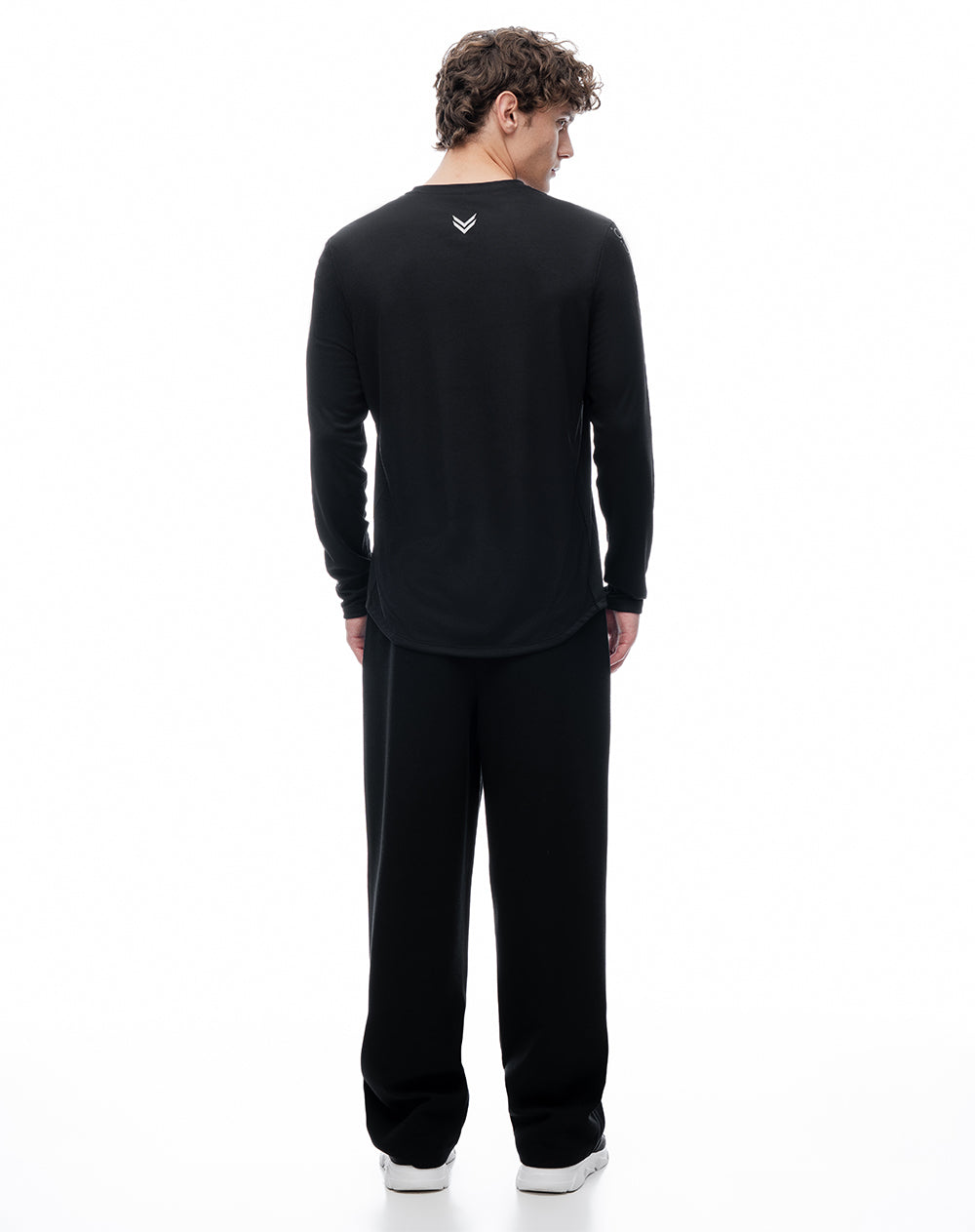 Camibuzo deportivo secado rápido negra hombre