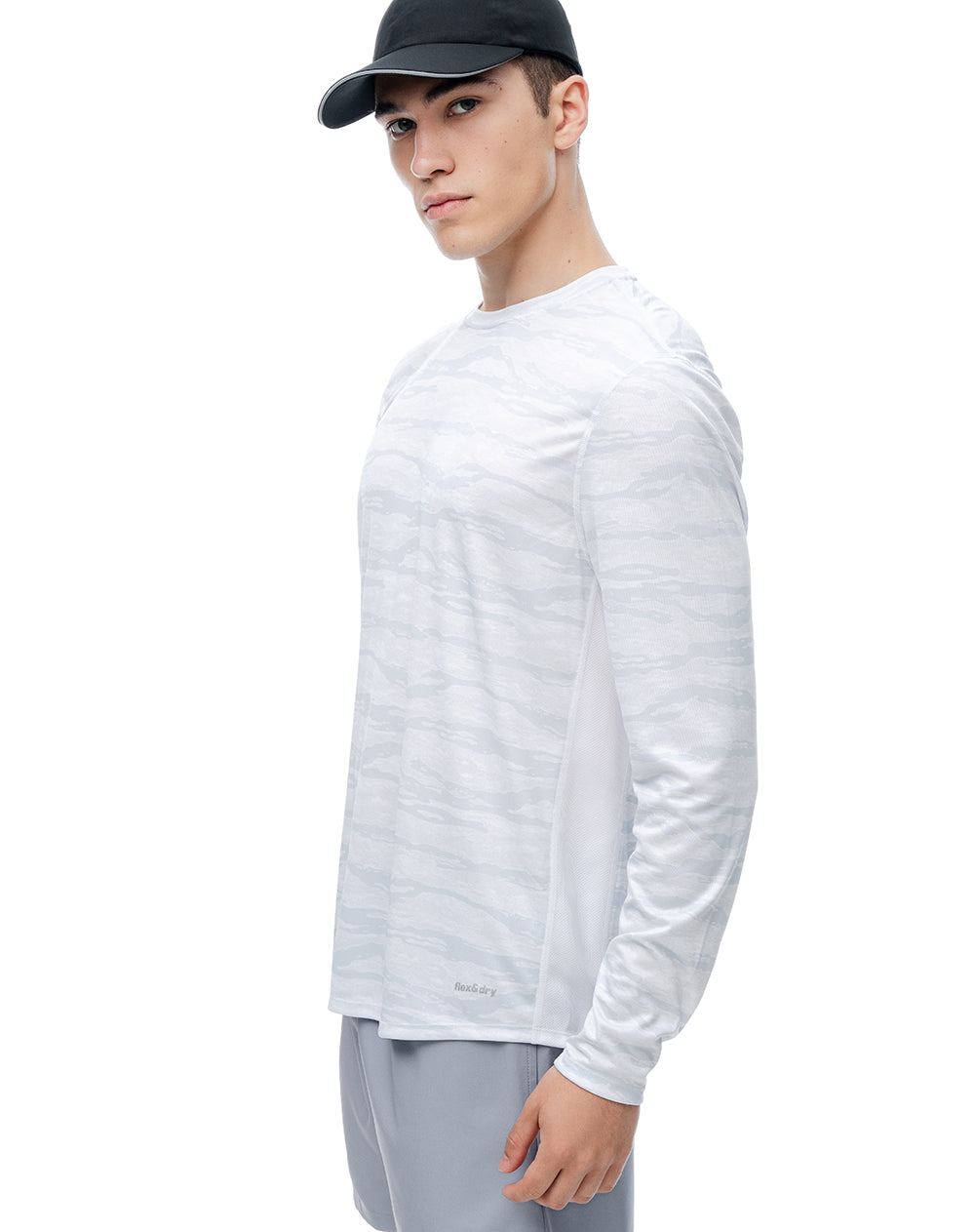 Camiseta regular manga larga blanca estampada hombre