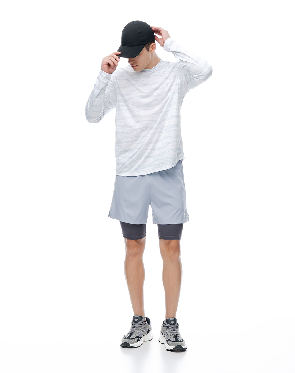 Camiseta regular manga larga blanca estampada hombre