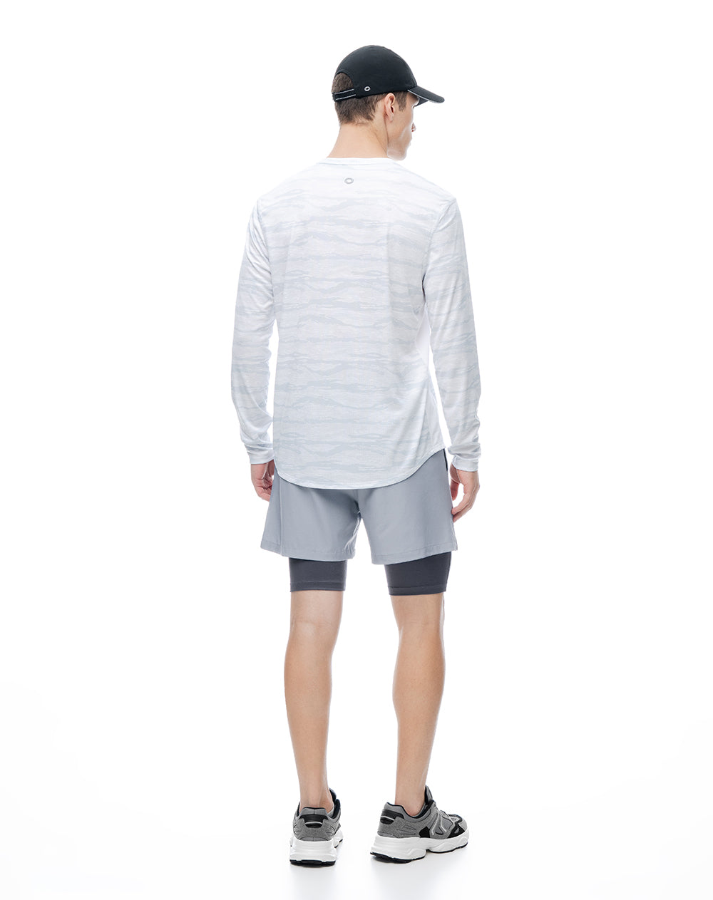 Camiseta regular manga larga blanca estampada hombre