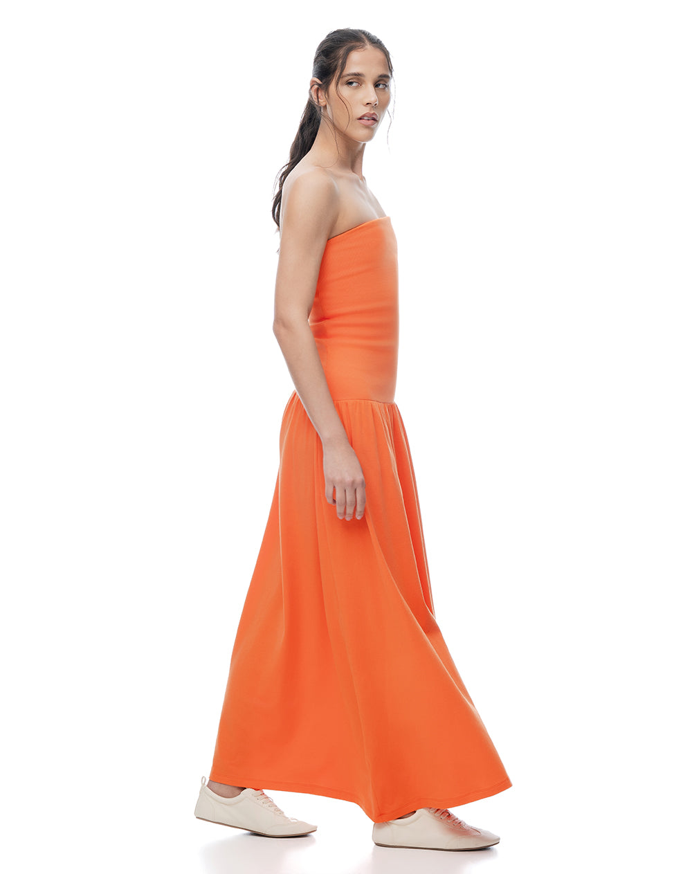 Vestido largo strapless silueta A naranja mujer