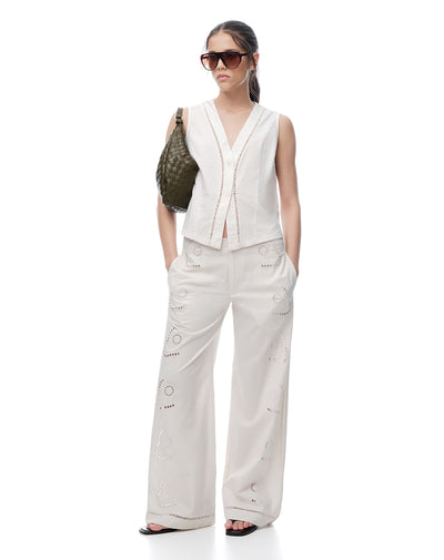 Pantalón regular tiro medio arena mujer