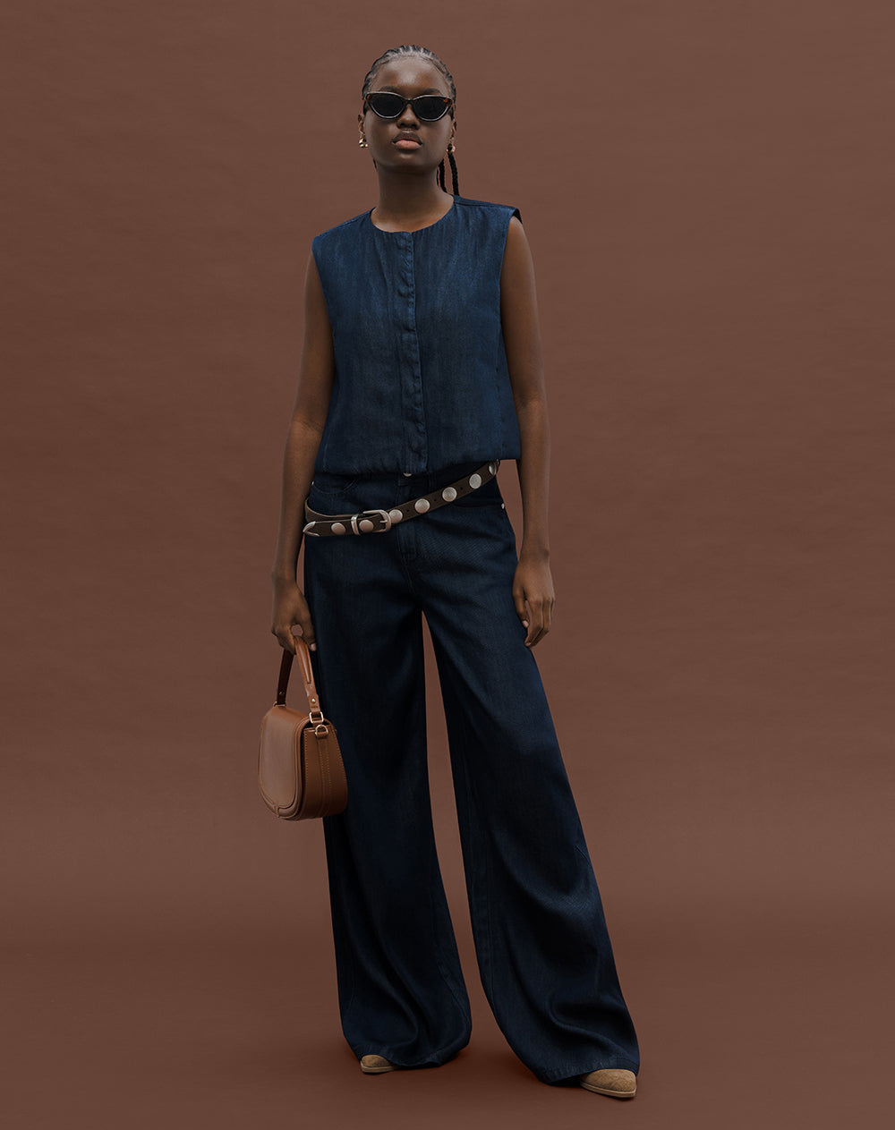 Jean loose fit tiro alto indigo oscuro