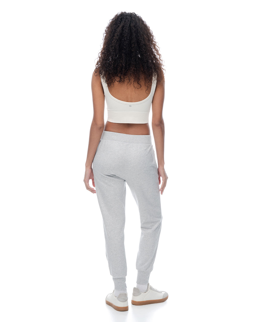 Jogger slim tiro medio gris mujer