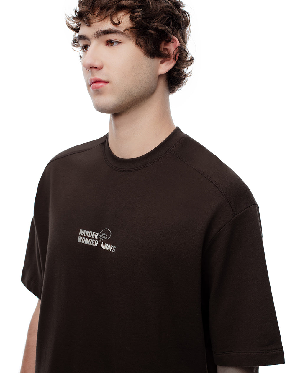 Camiseta oversized fit manga corta chocolate