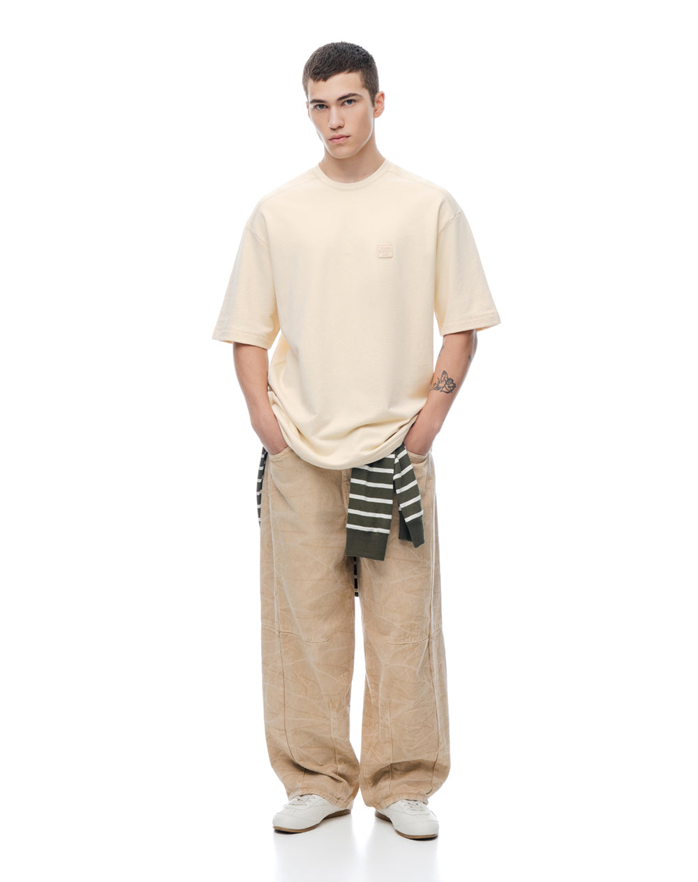 Camiseta oversized manga corta crema hombre
