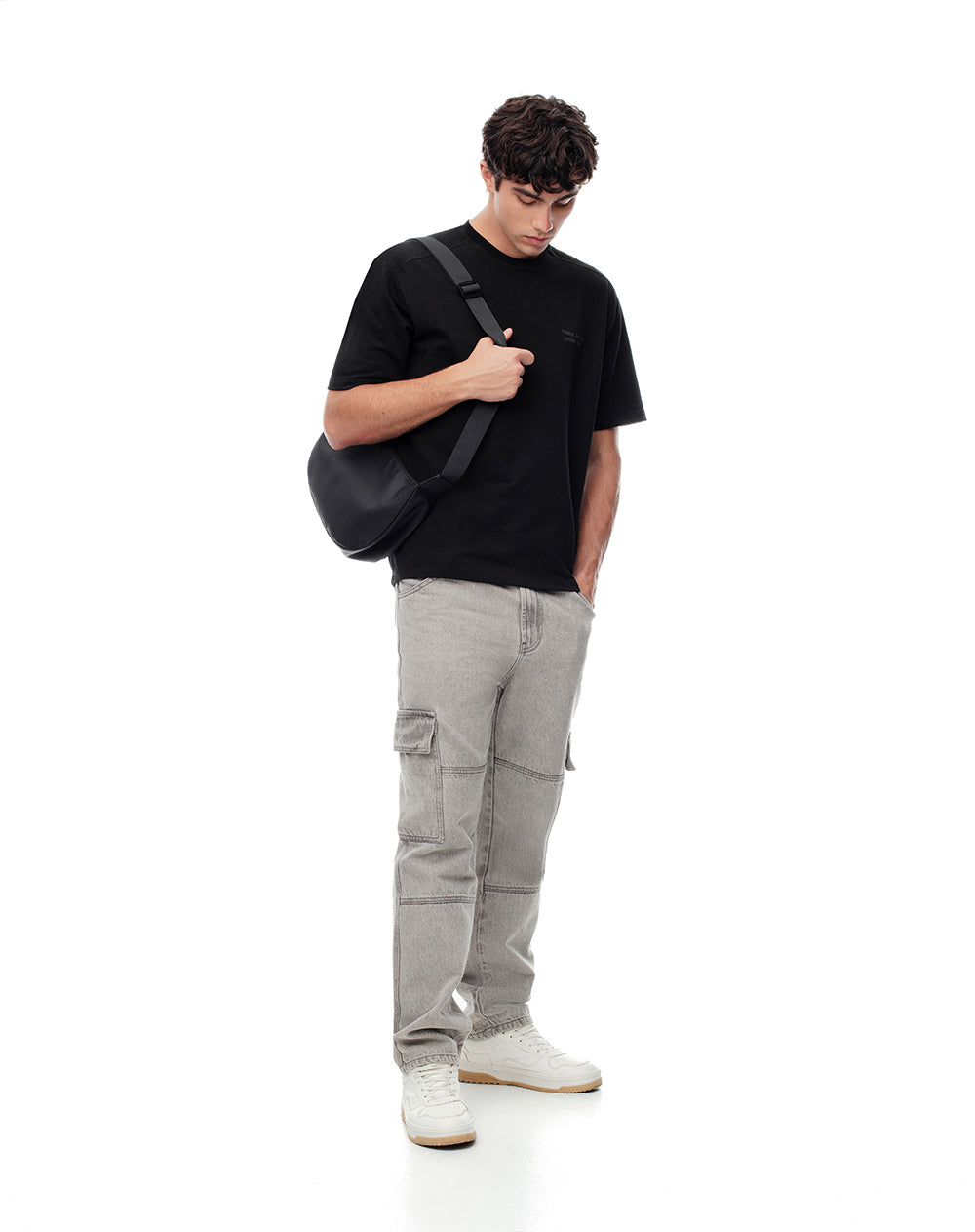 Camiseta oversized fit manga corta negra