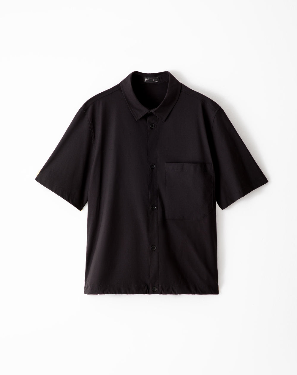 Camisa regular fit manga corta negra