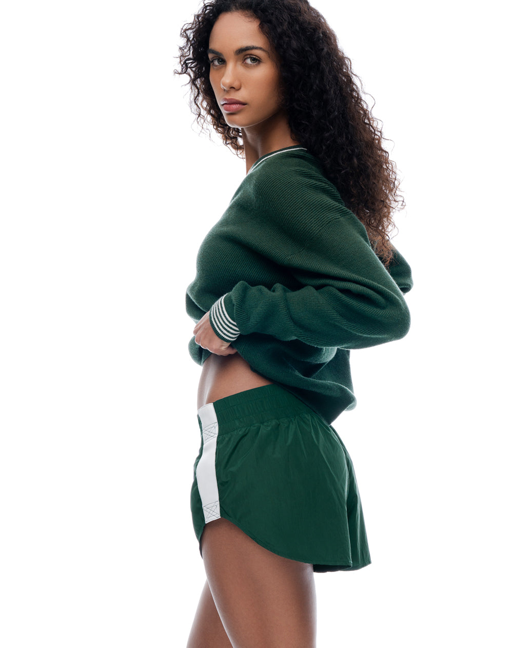 Short deportivo liviano verde mujer