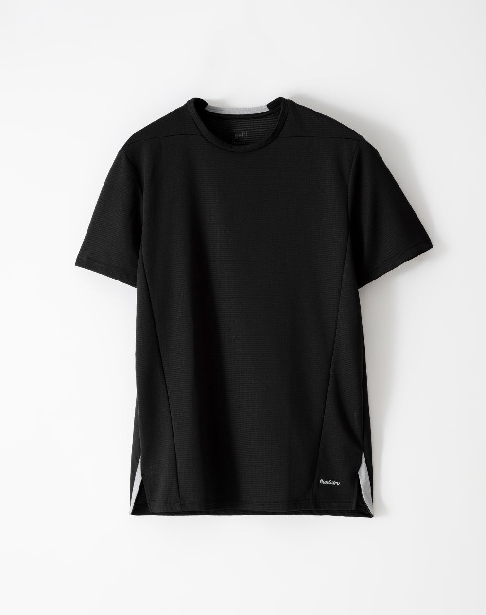 Camiseta slim fit manga corta negra