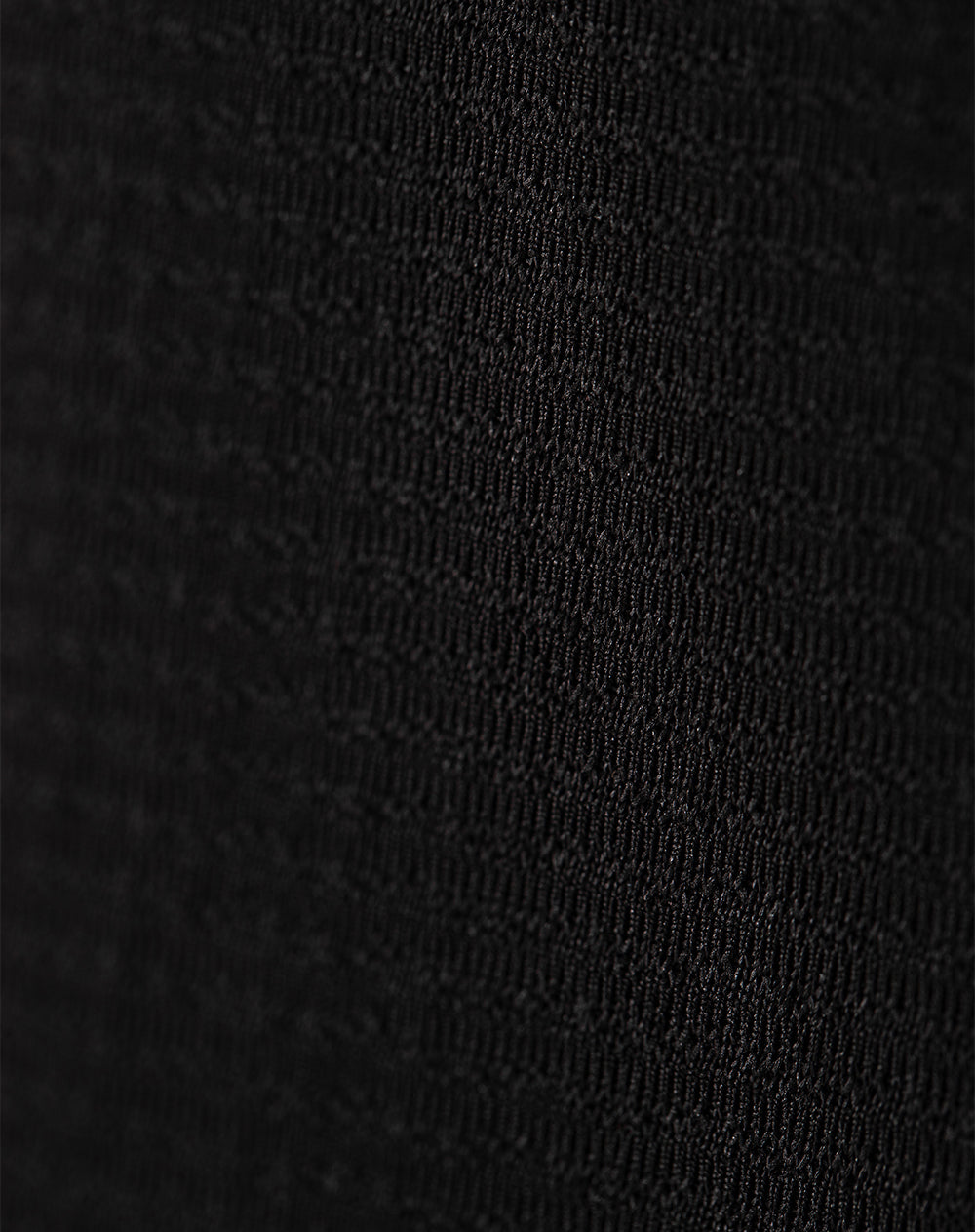 Camiseta slim fit manga corta negra