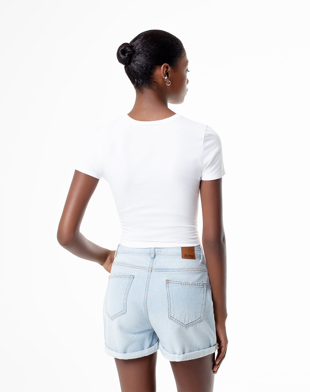 Short indigo claro