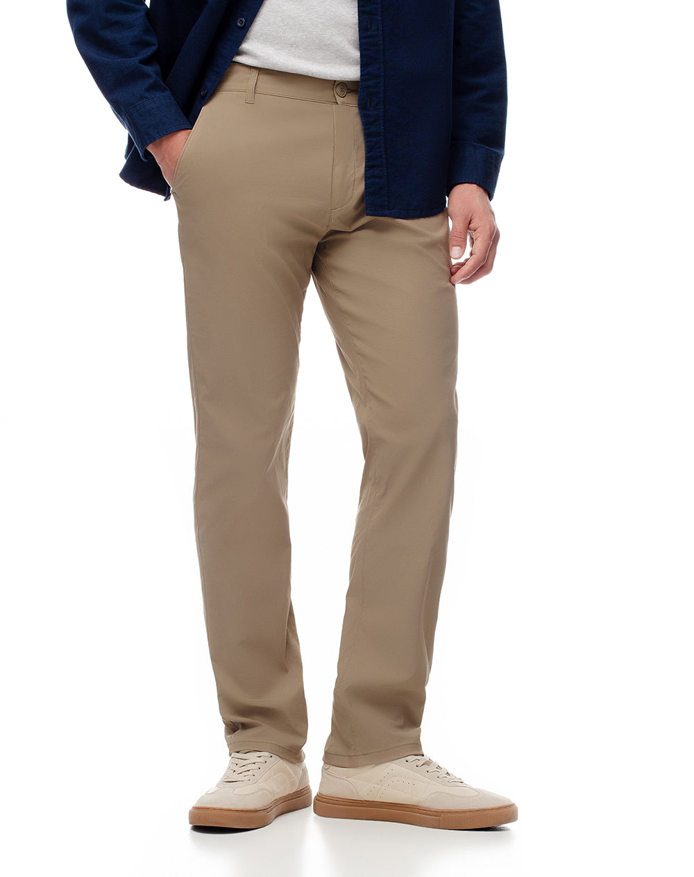 Pantalón regular fit tiro medio khaki