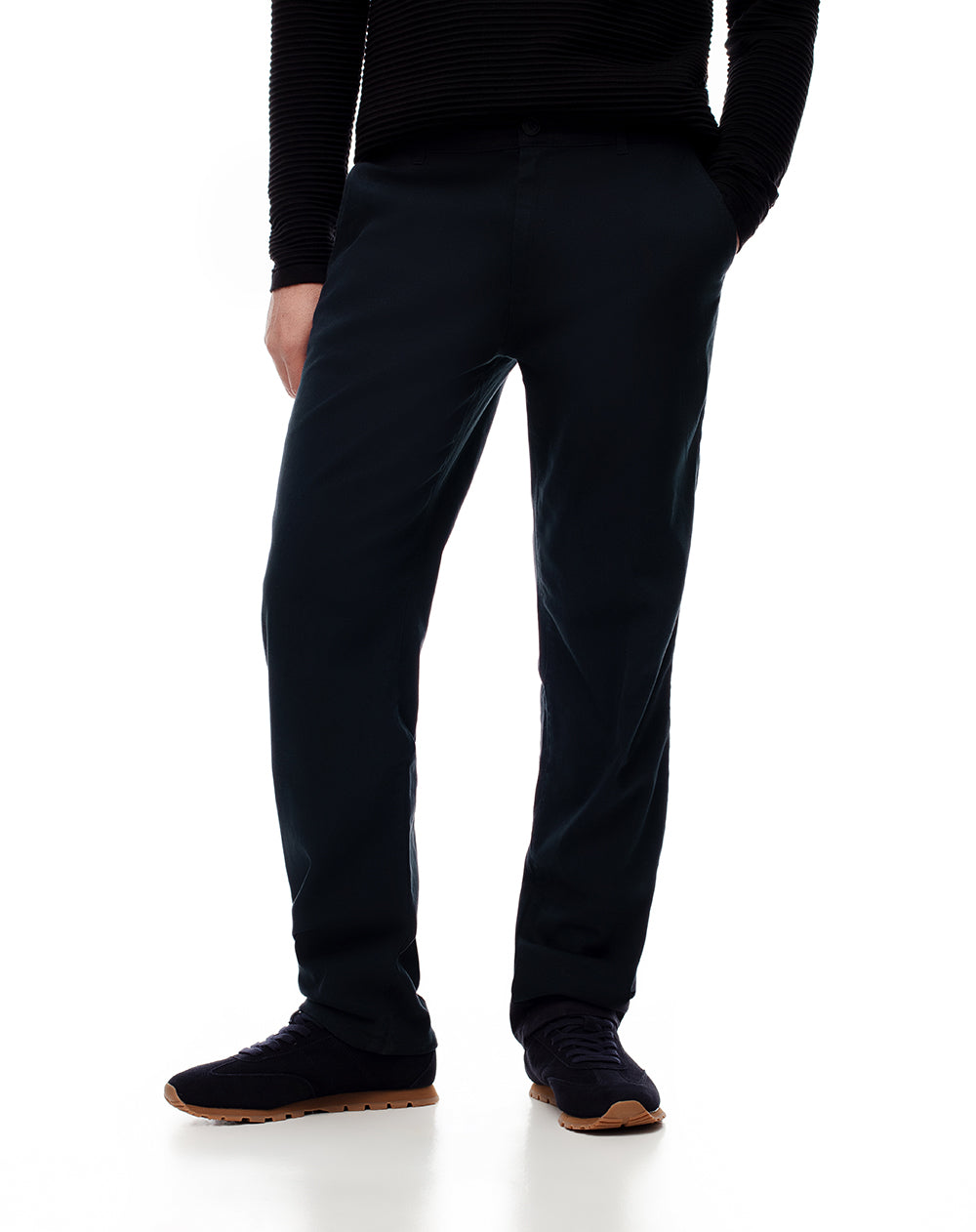 Pantalón slim fit tiro medio azul