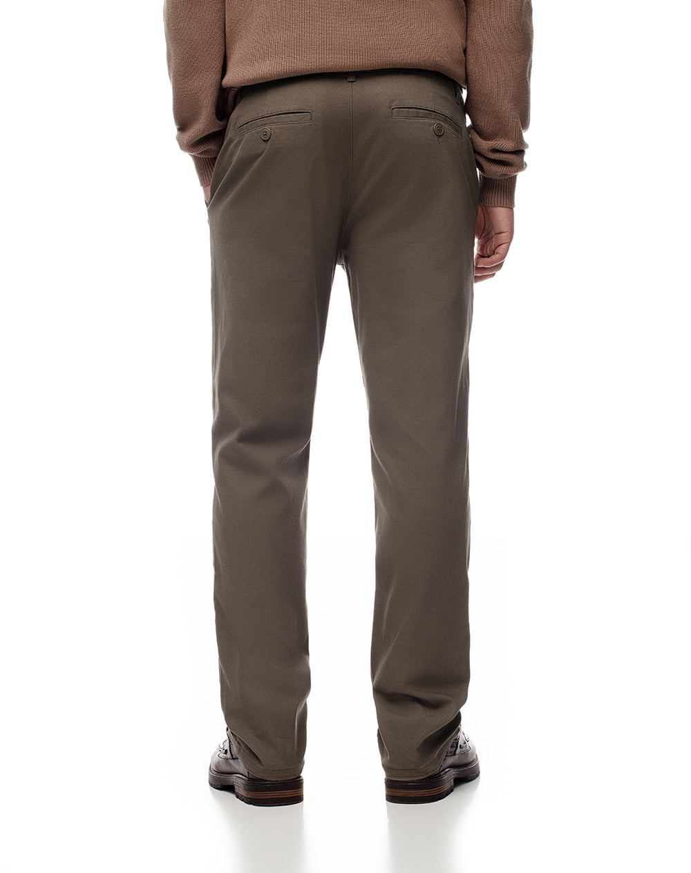 Pantalón slim fit tiro medio café