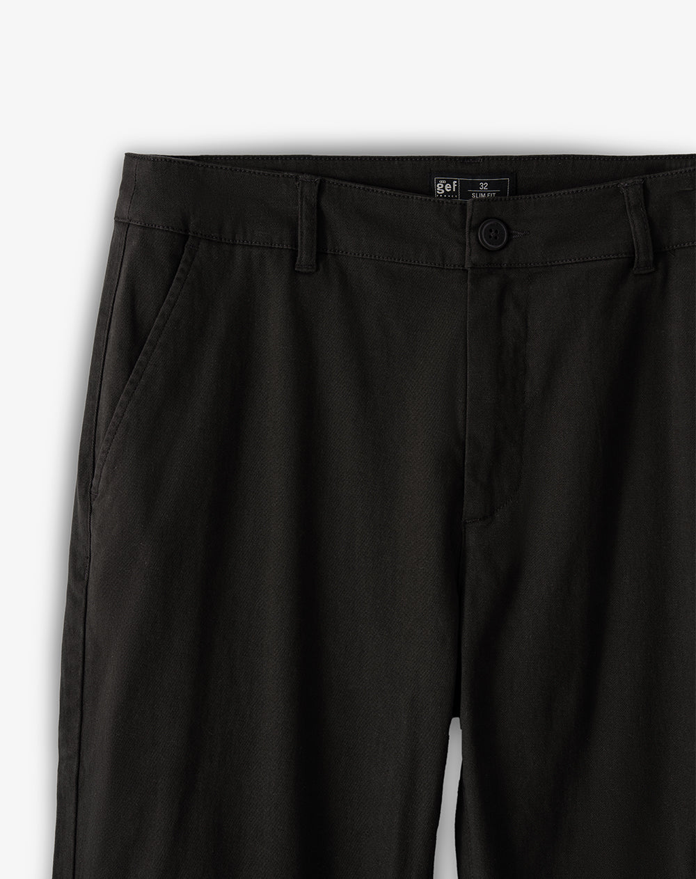 Pantalón slim tiro medio café hombre