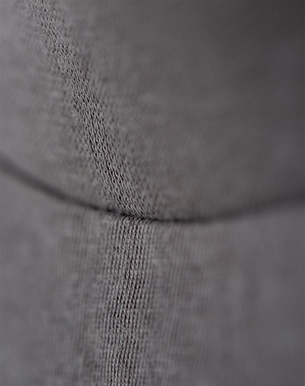 Camiseta regular fit manga corta gris