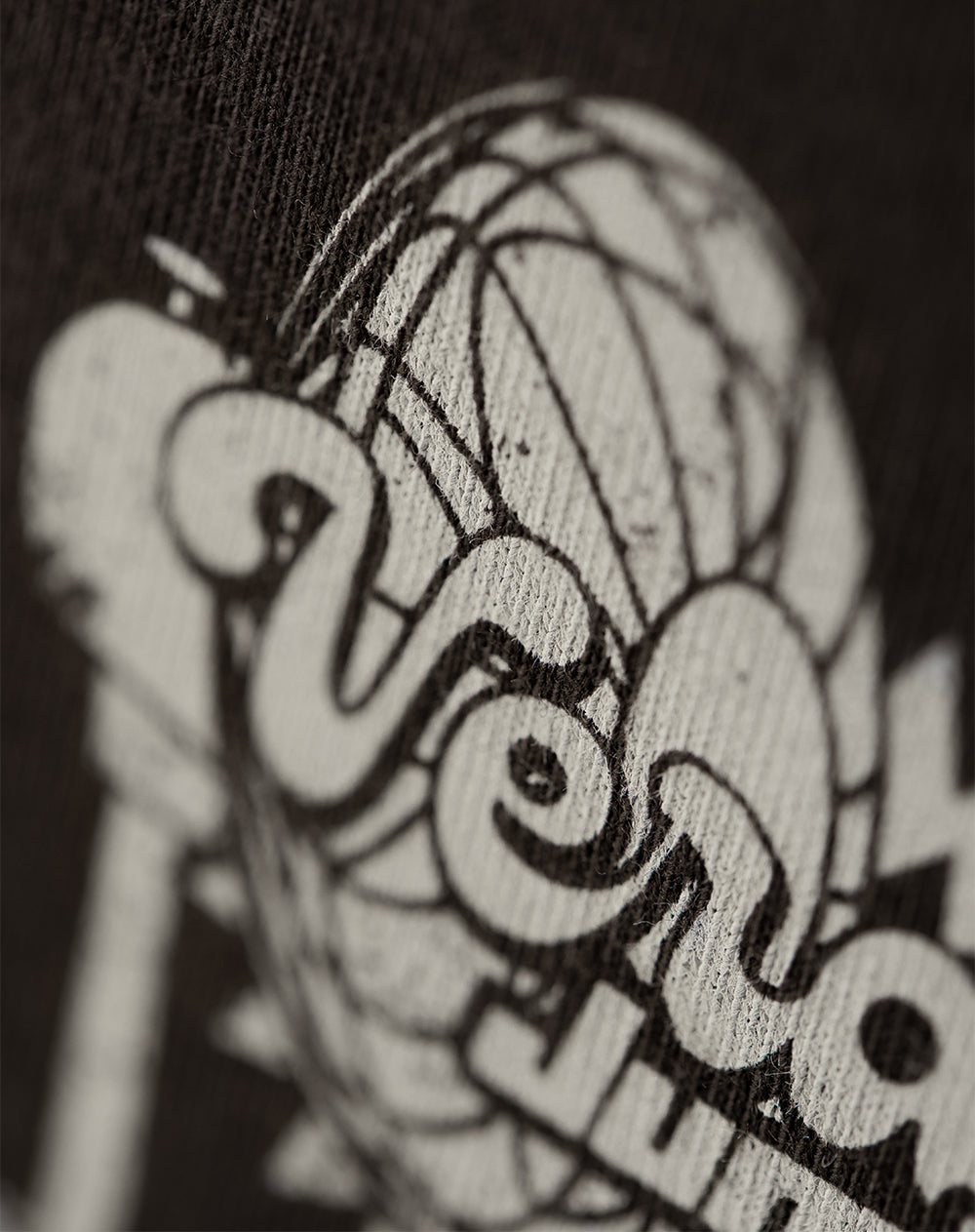 Camiseta regular fit manga corta chocolate