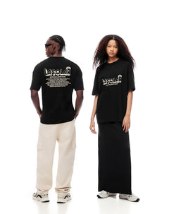 Camiseta regular fit manga corta negra