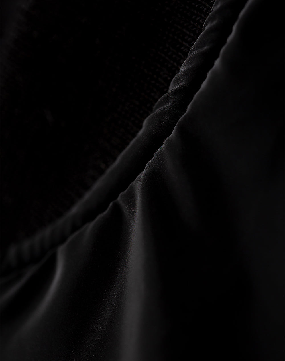 Chaqueta regular fit sin capucha negra