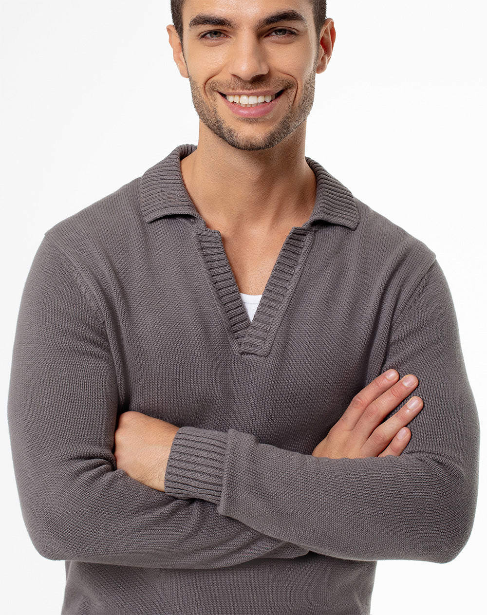 Buzo regular fit gris