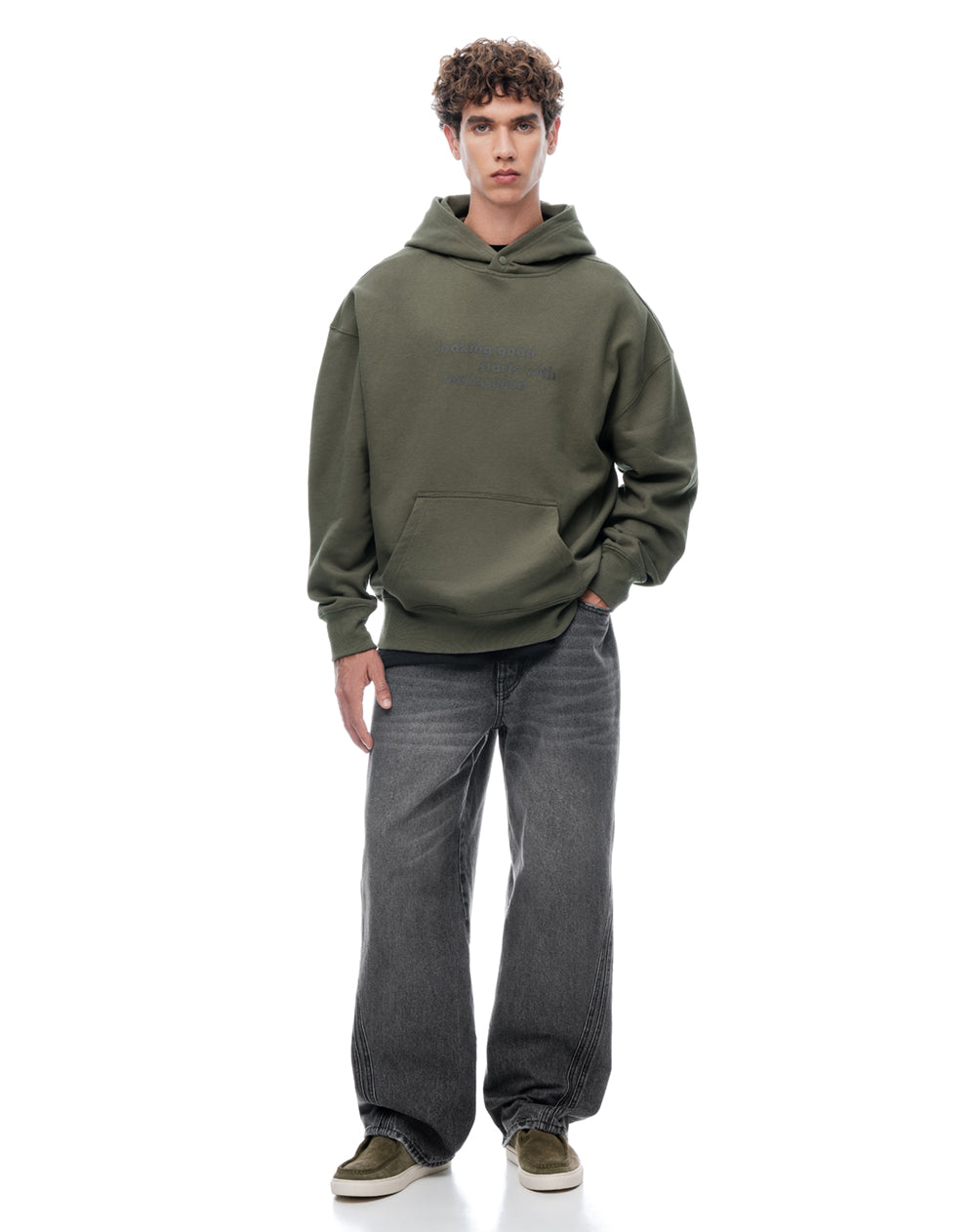 Buzo tipo hoddie café hombre