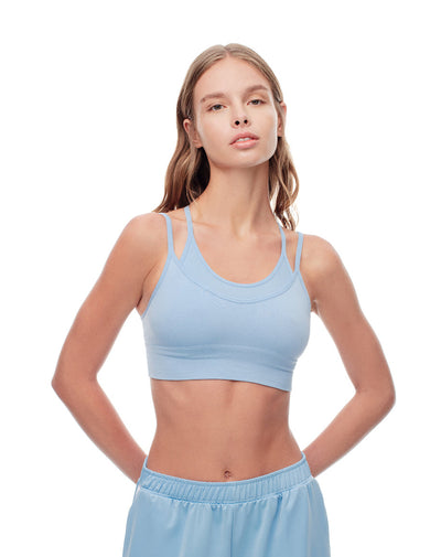 Top deportivo soporte medio doble en seamless azul