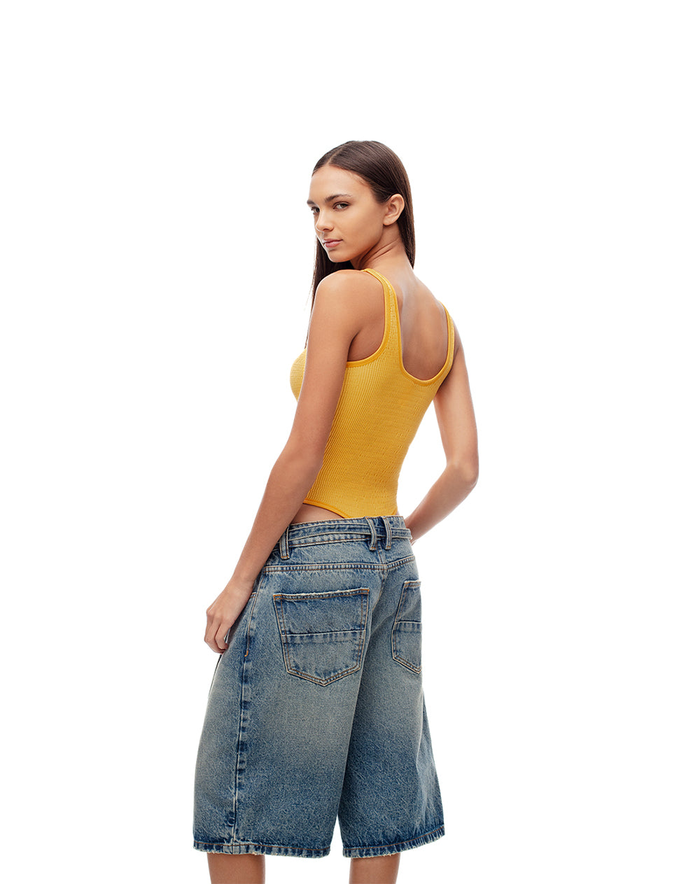 Body cuello redondo amarillo