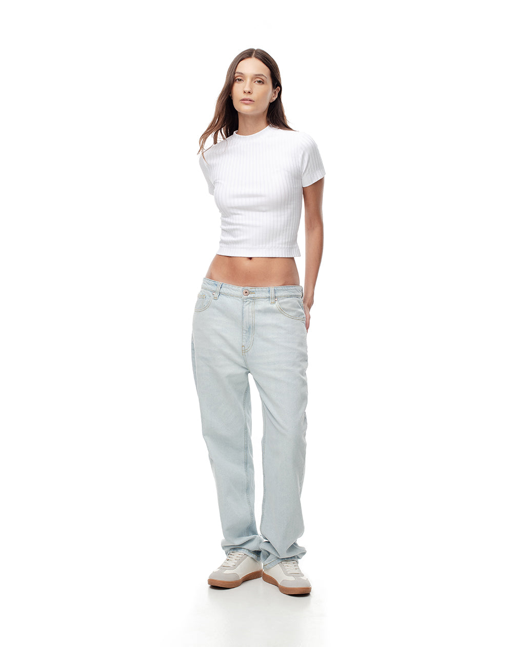 Camiseta crop slim algodón negro + blanco mujer