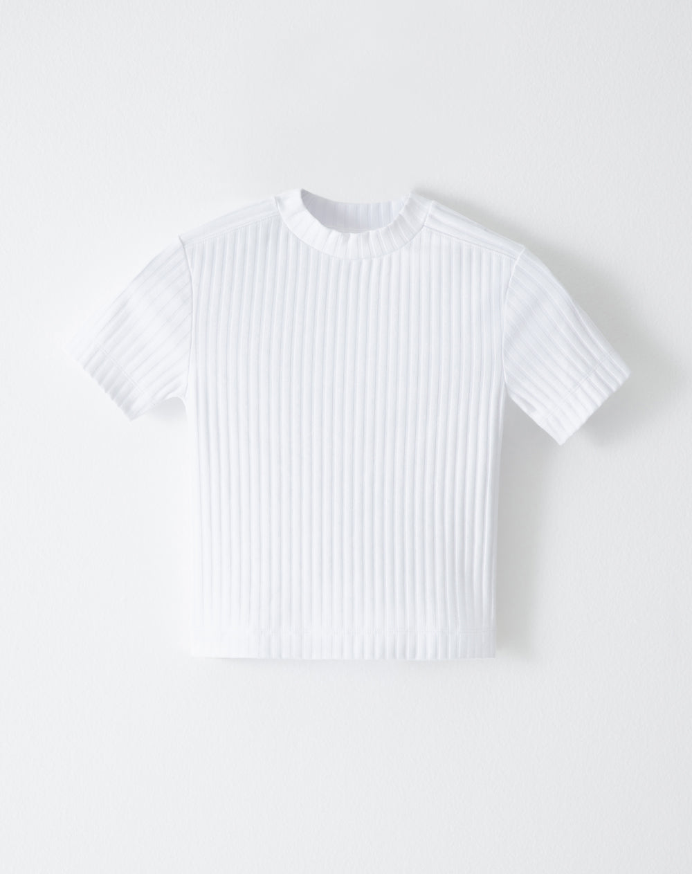 Camiseta crop slim algodón negro + blanco mujer