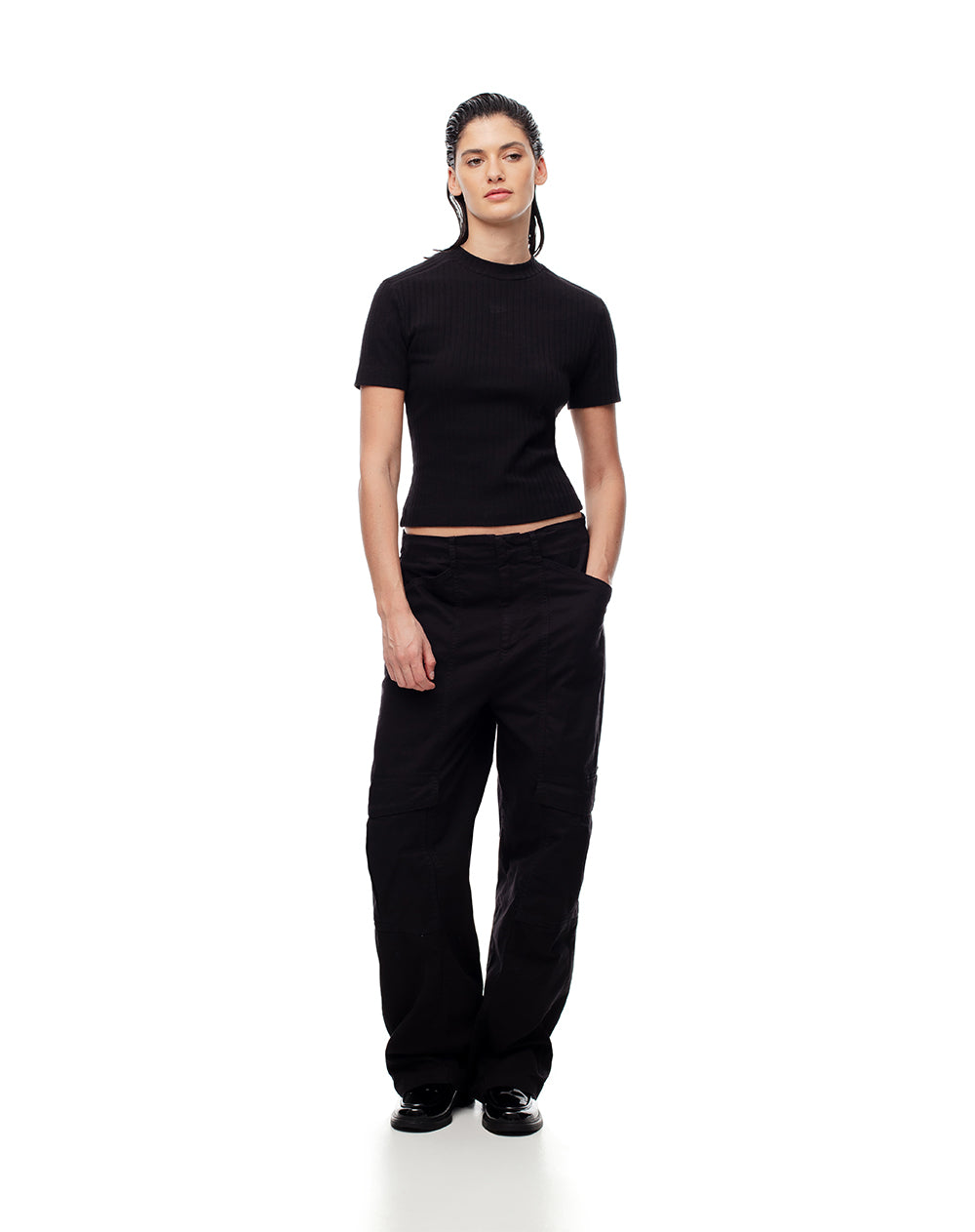 Camiseta crop slim algodón negro + blanco mujer