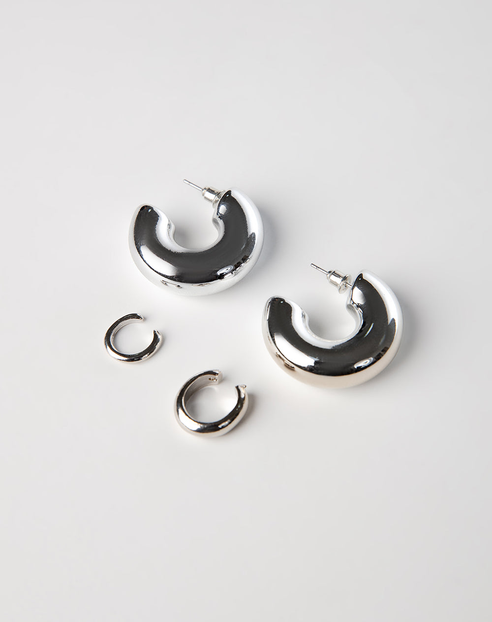 Aretes plateados