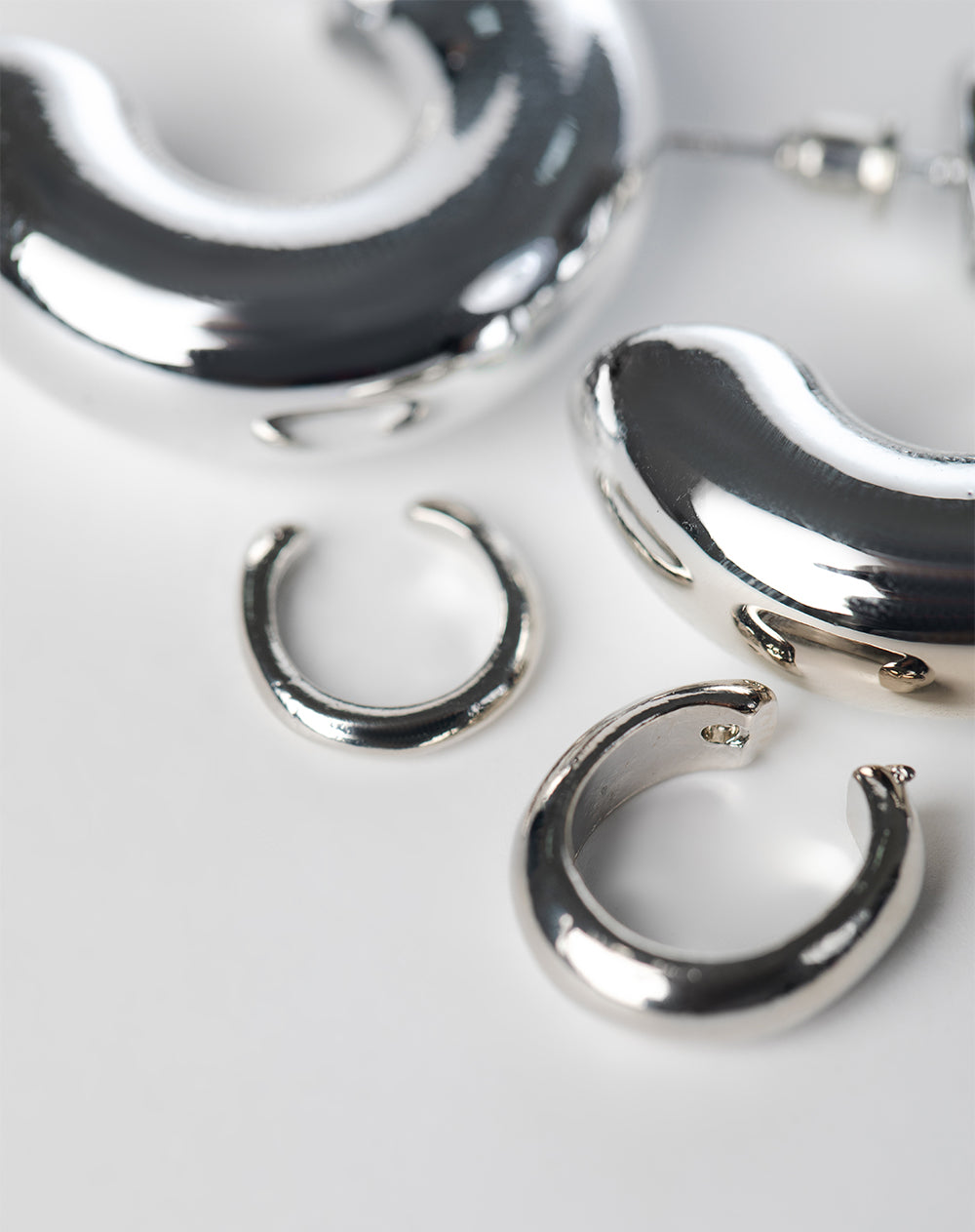 Aretes plateados