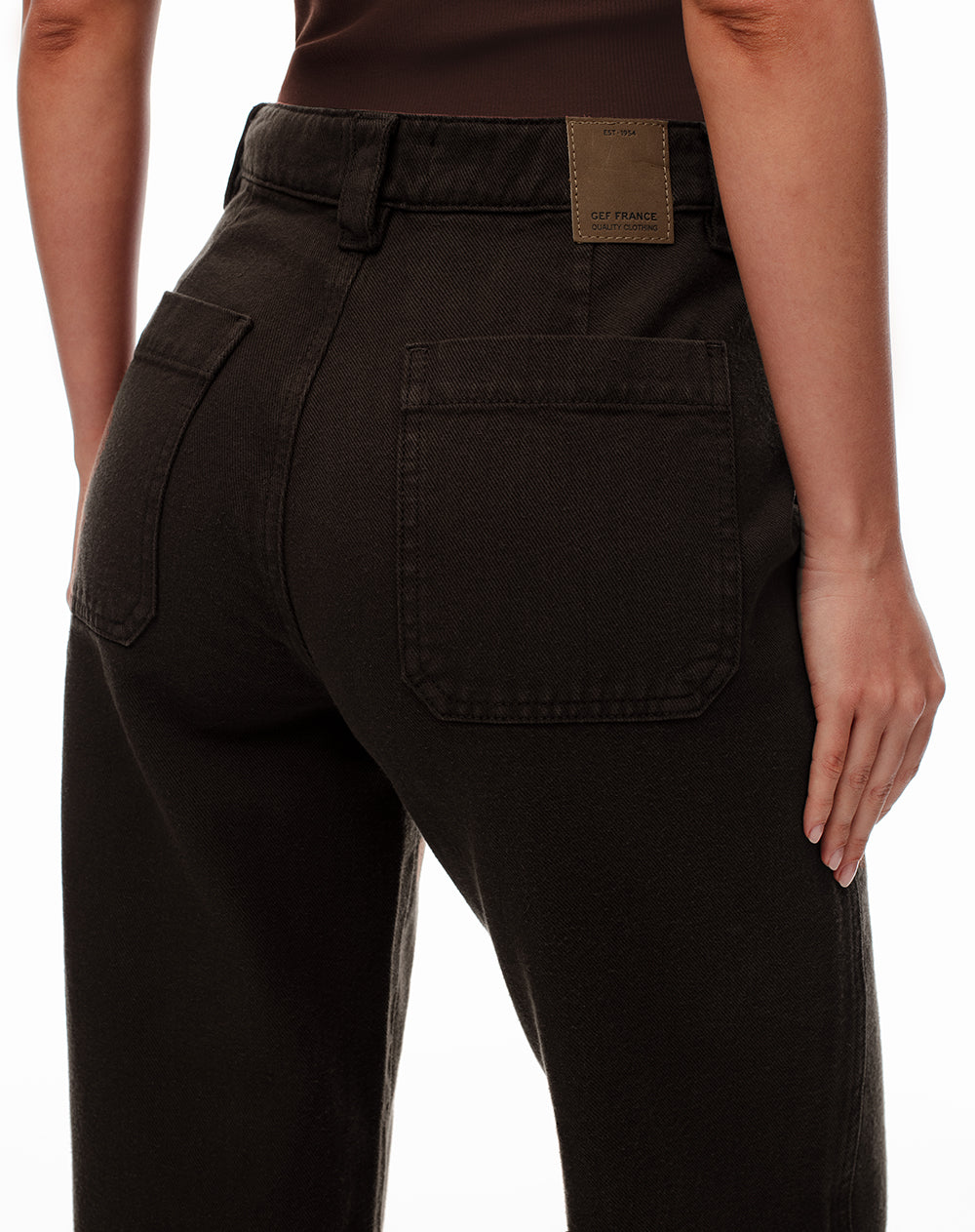Jean culotte fit tiro medio chocolate