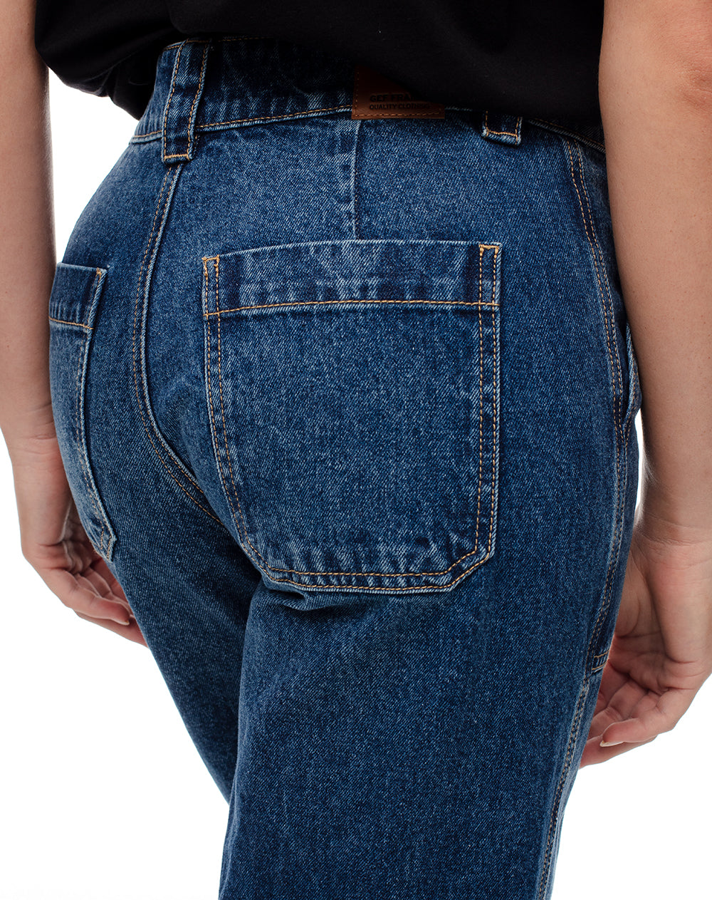 Jean culotte fit tiro medio indigo claro