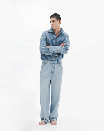 Jean regular fit tiro medio indigo claro