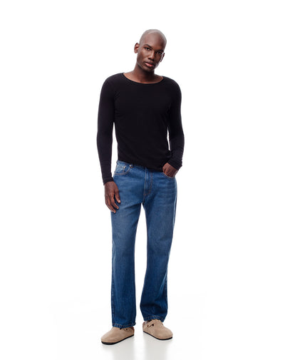 Jean regular fit tiro medio indigo