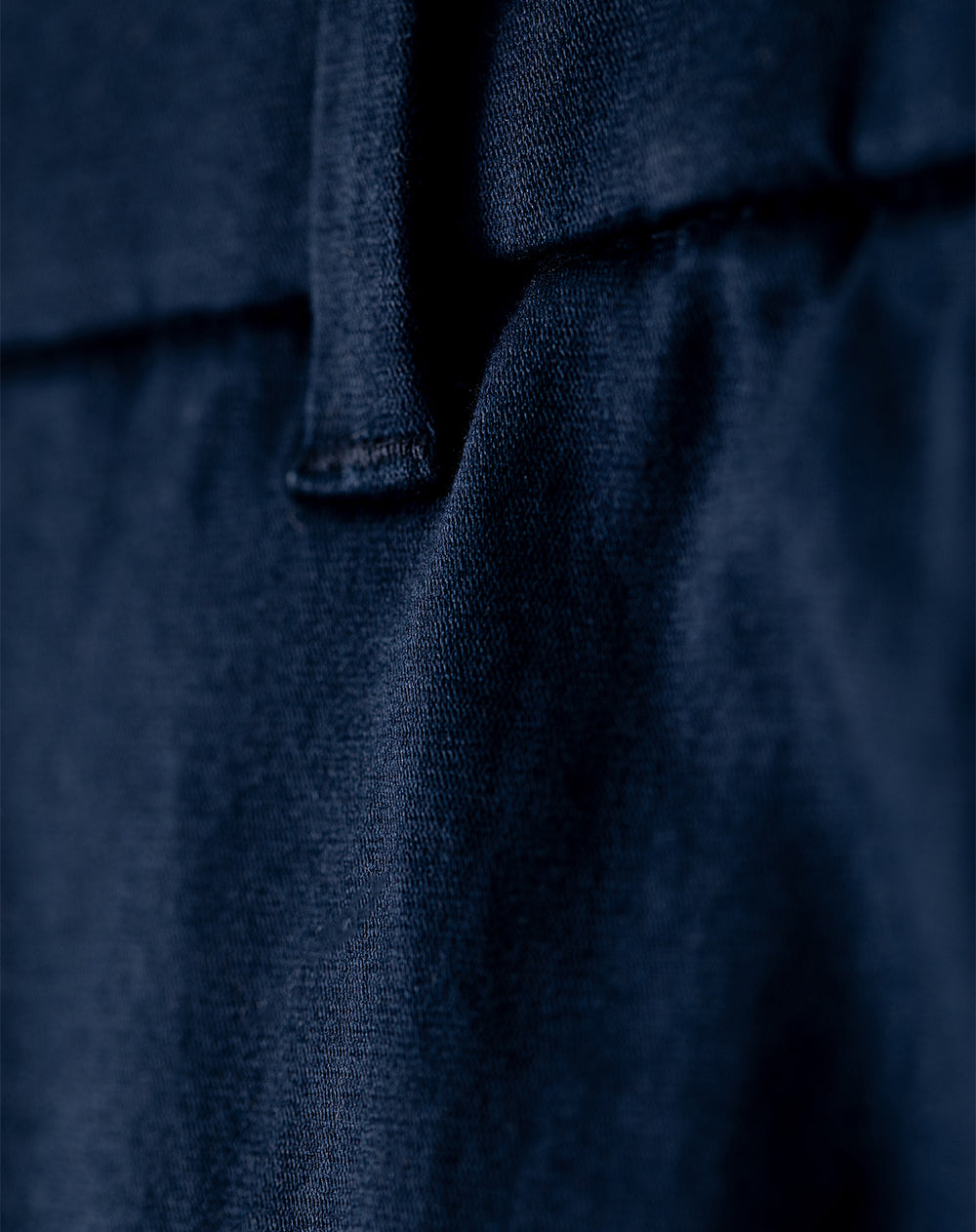 Pantalón regular fit tiro medio azul