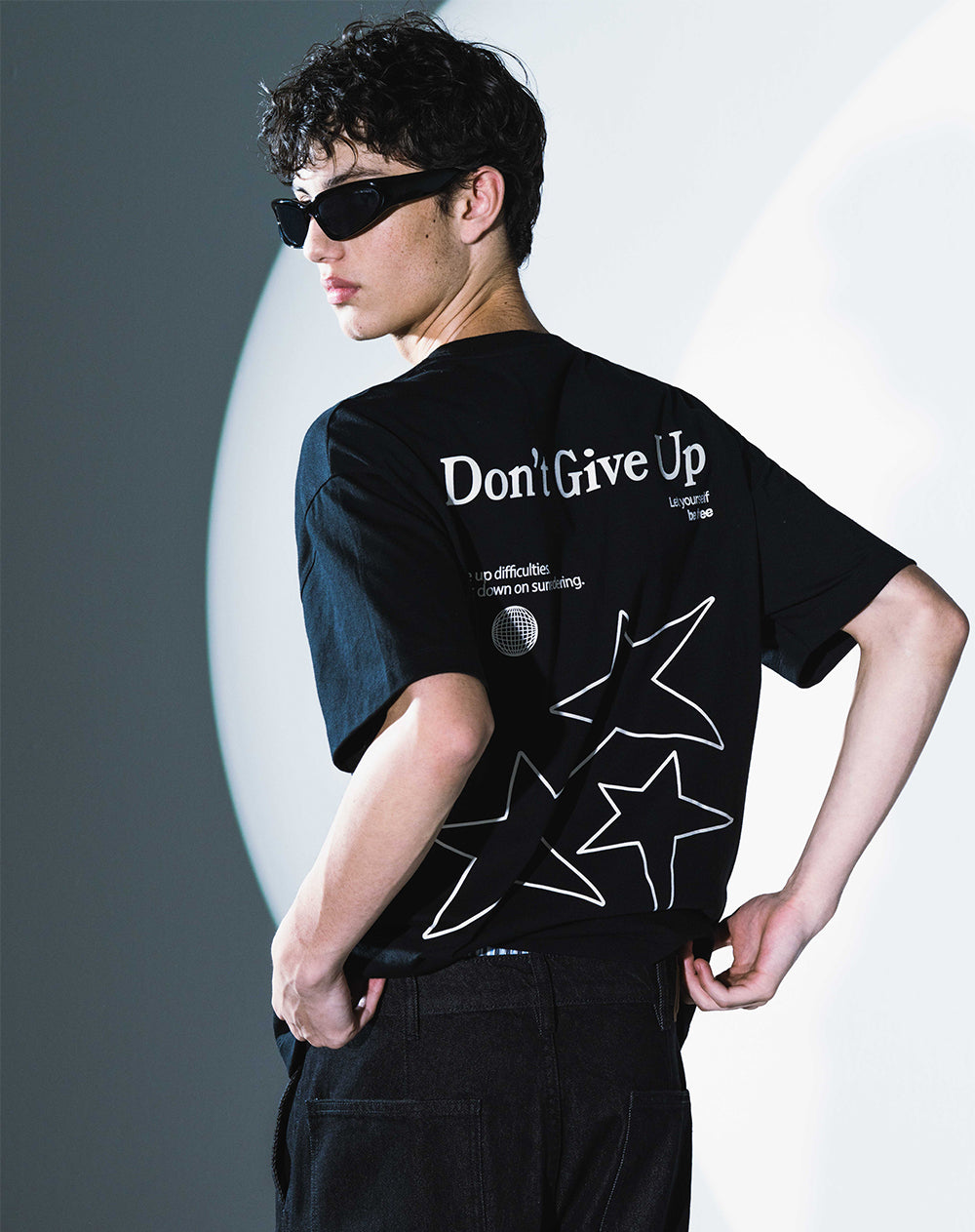 Camiseta regular algodón estampada hombre