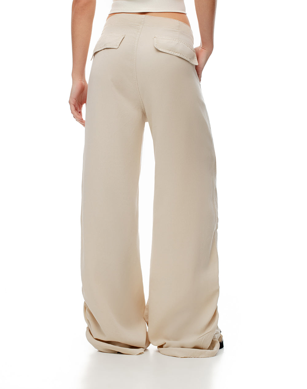 Pantalón cargo tiro medio algodón taupe para mujer