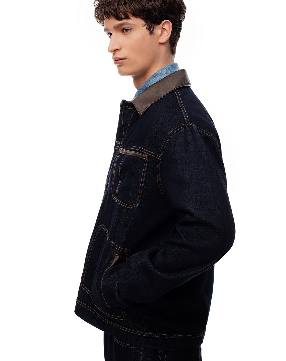 Chaqueta regular fit índigo oscuro