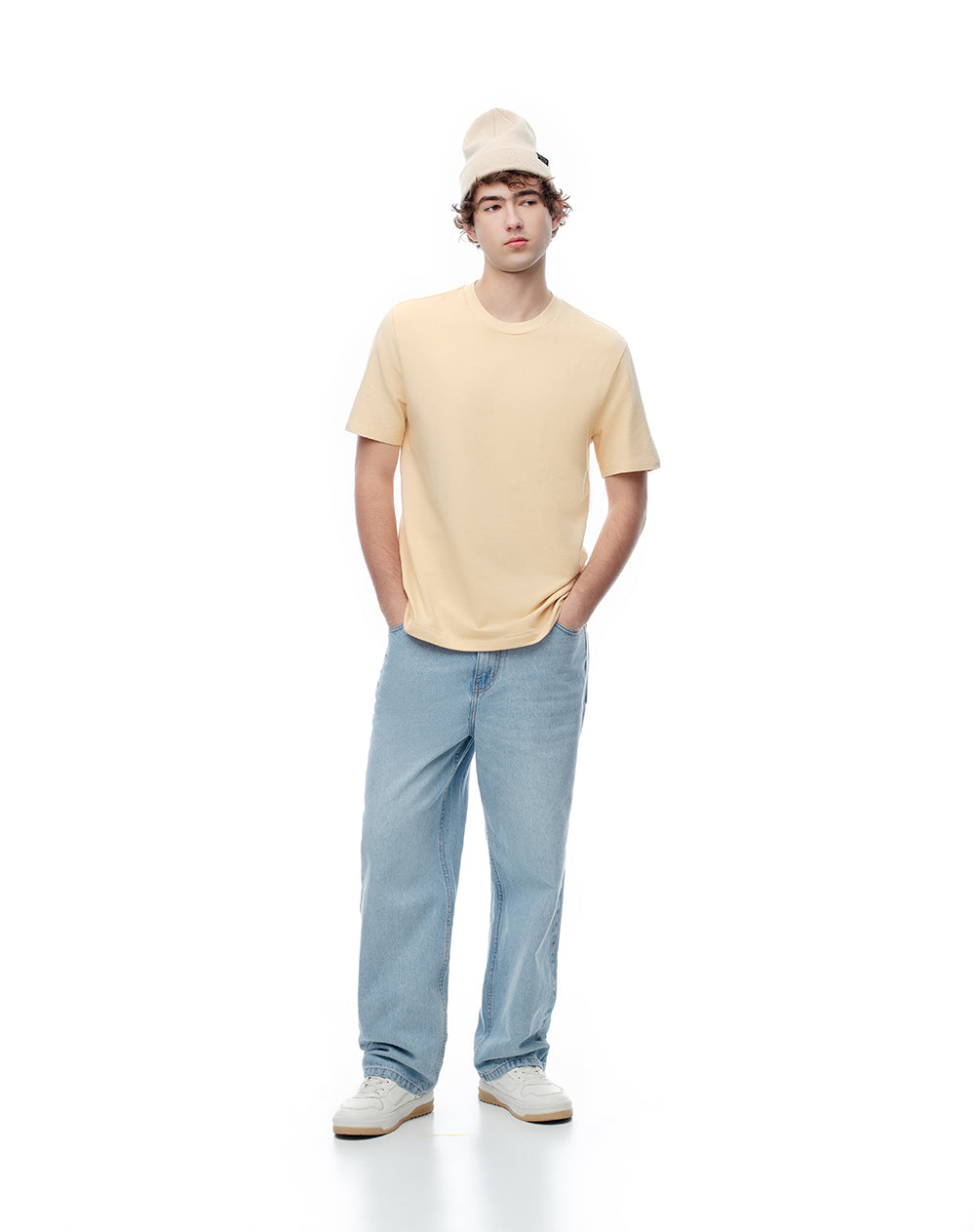 Camiseta regular fit manga corta amarilla