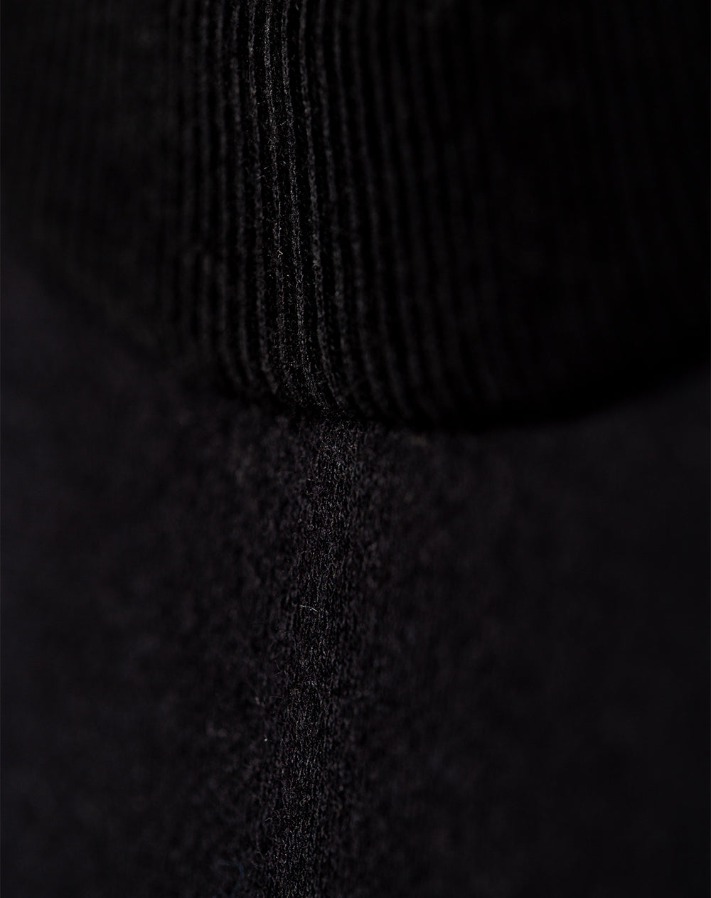 Camiseta oversized fit manga corta negra