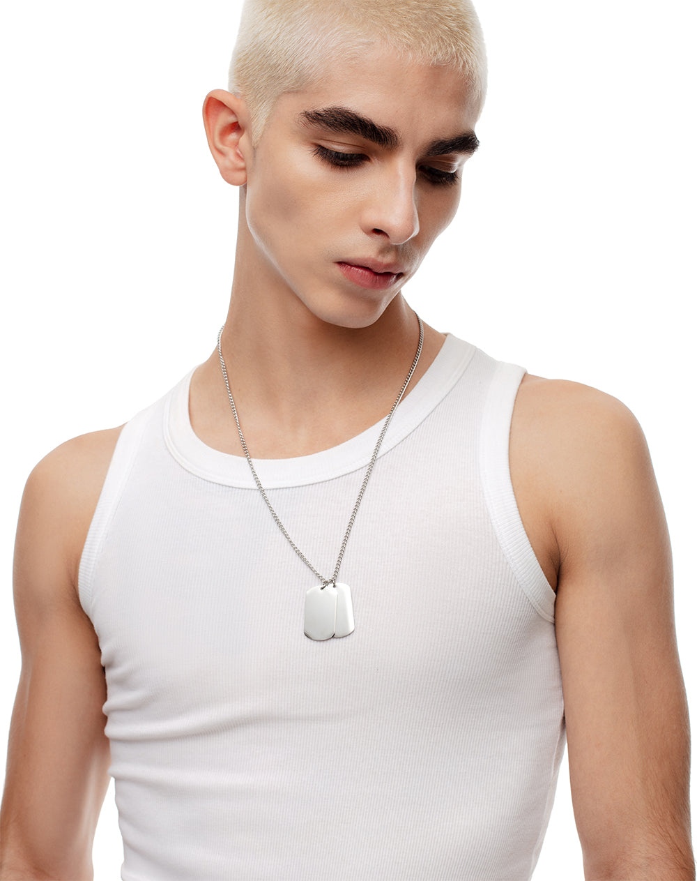 Collar plateado